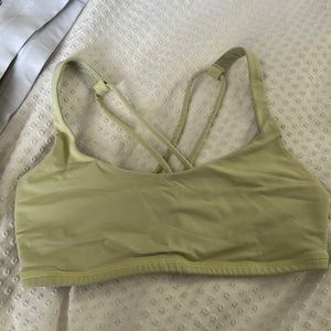 Lululemon energy sports bra - size 4.